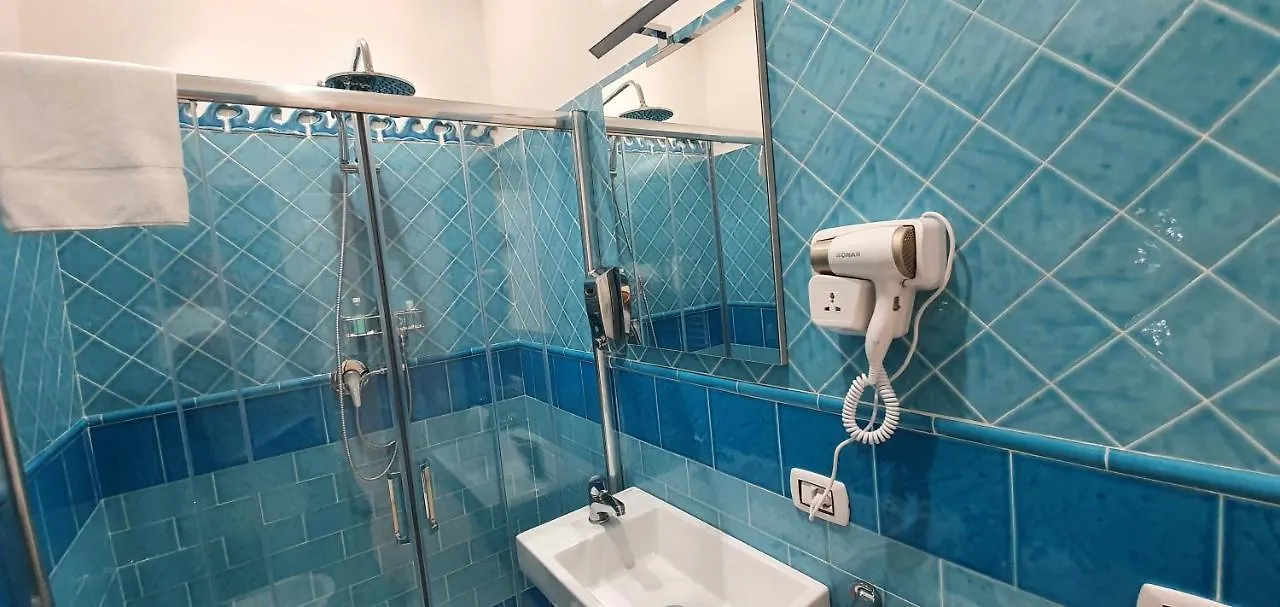 Dimora Costantino Bed and Breakfast Napoli 0*,  Italien
