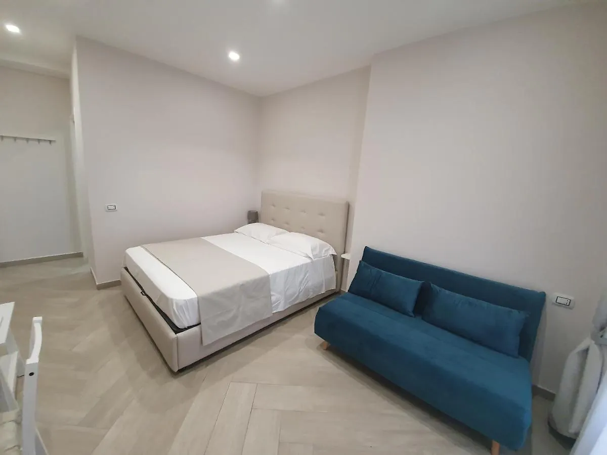 Dimora Costantino Bed & Breakfast Naples
