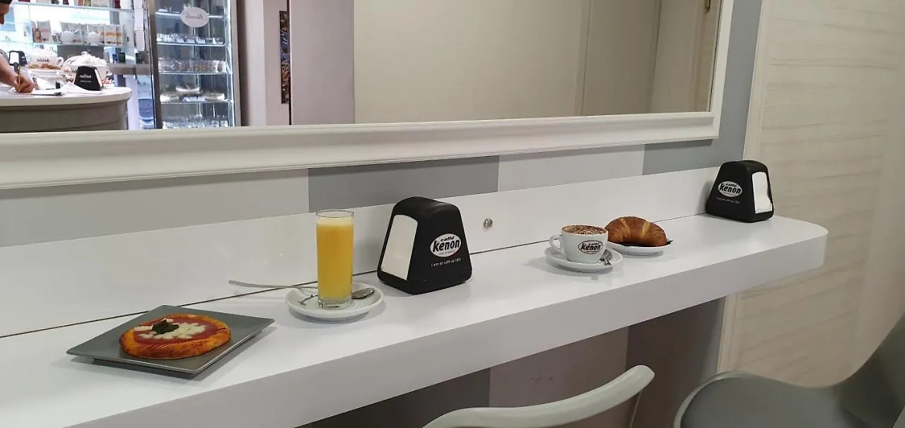 Dimora Costantino Bed & Breakfast Naples