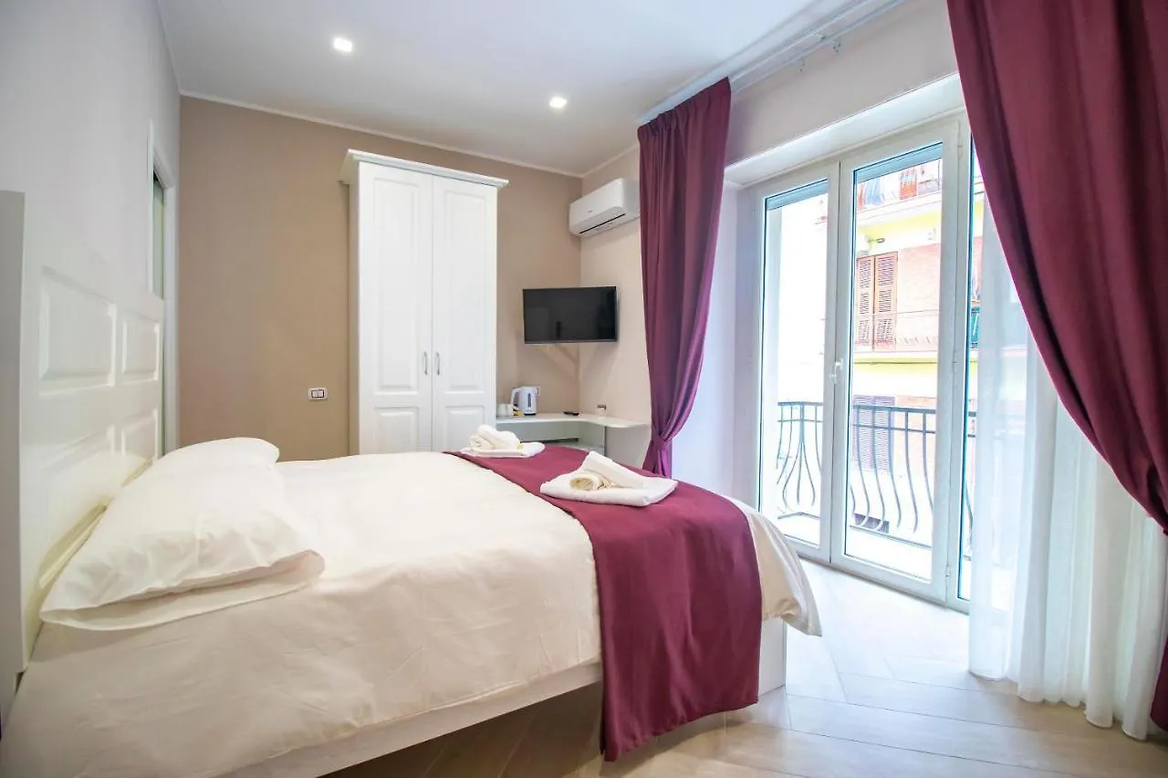 Dimora Costantino Bed & Breakfast Naples